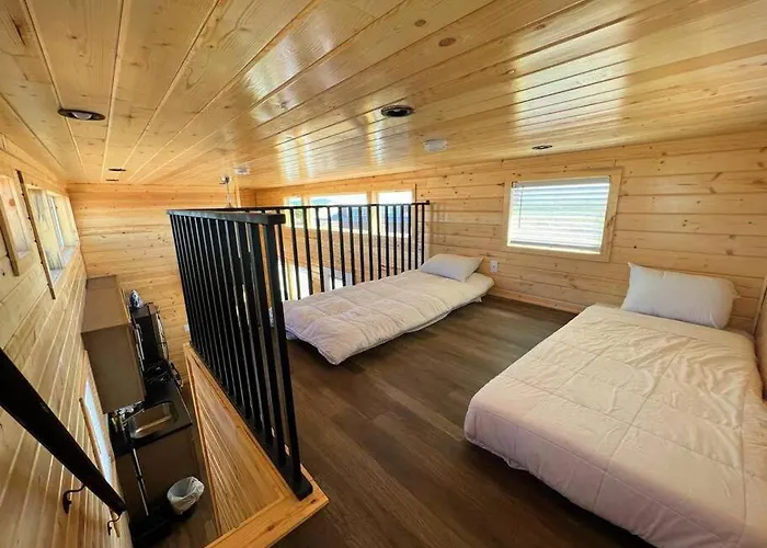066 South Rim Grand Canyon Tiny Home Sleeps 8