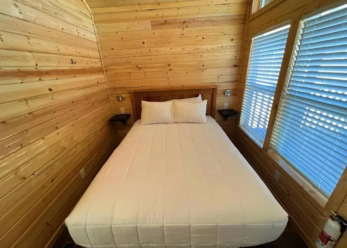 066 South Rim Grand Canyon Tiny Home Sleeps 8